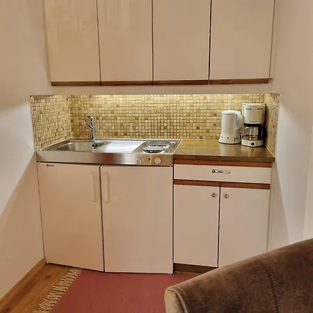 Alpenland * פרטיסאו